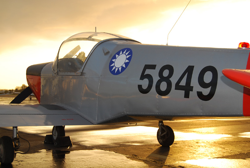 PL-1B Parked at El Monte 4